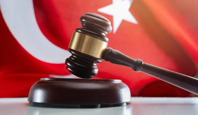adalet-bakanligi-sitesinde-bile-yayimlandi-hukuka-guven-kalmadi