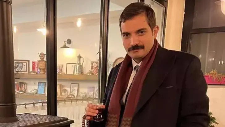 sinan-atesin-ablasina-yumruklu-saldiri.webp.webp