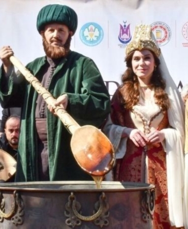 kapak_112522.jpg