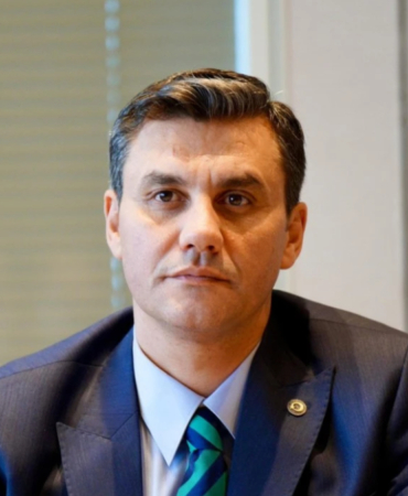 6844900c30d90174.jpg